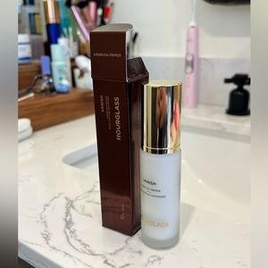 Hourglass Vanish Airbrush Primer
